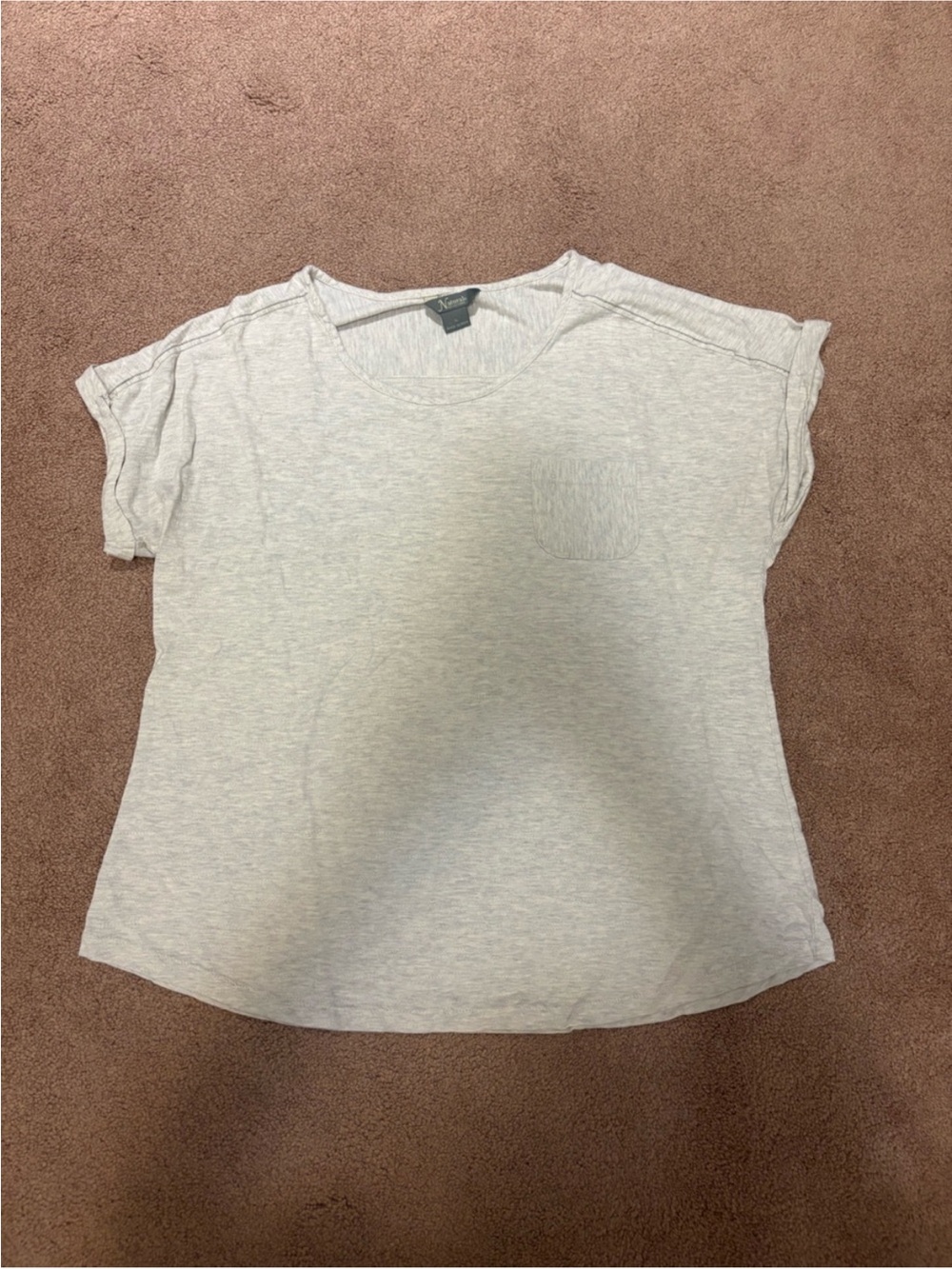 3 for $14 Natural reflections Light Gray Women's Short Sleeve Pocket Tee size xl